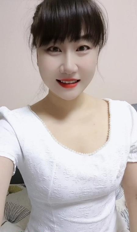 启工街 轻熟女